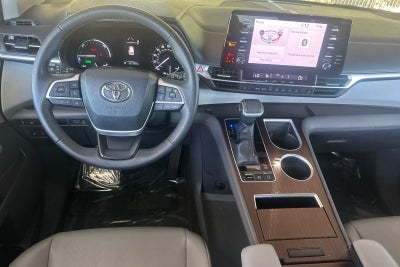 2023 Toyota Sienna XLE 7 Passenger