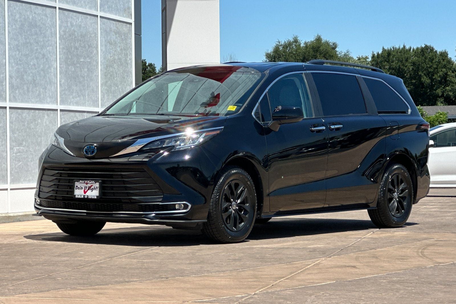 2023 Toyota Sienna XLE 7 Passenger