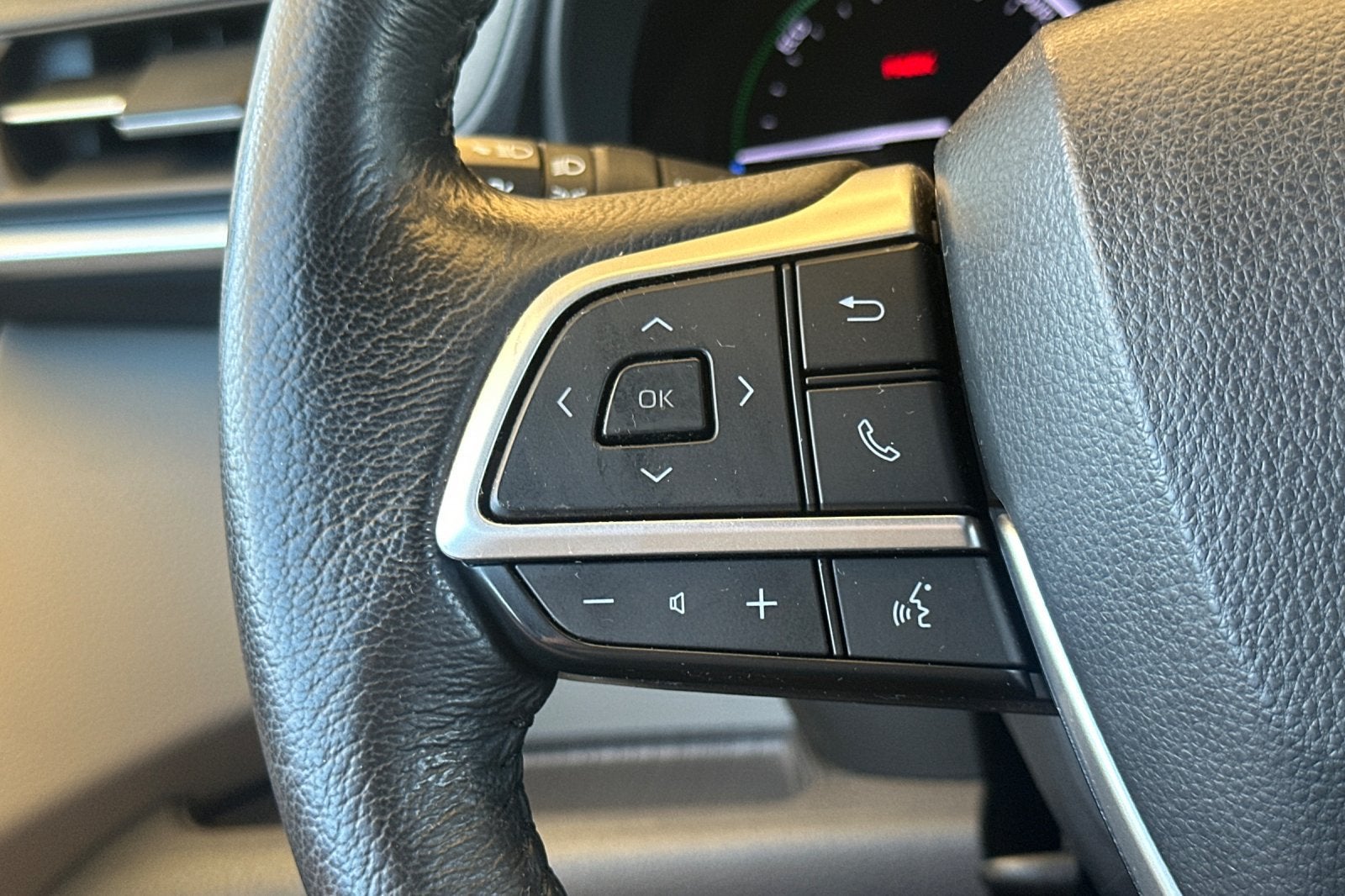 2024 Toyota Sienna XLE 8 Passenger