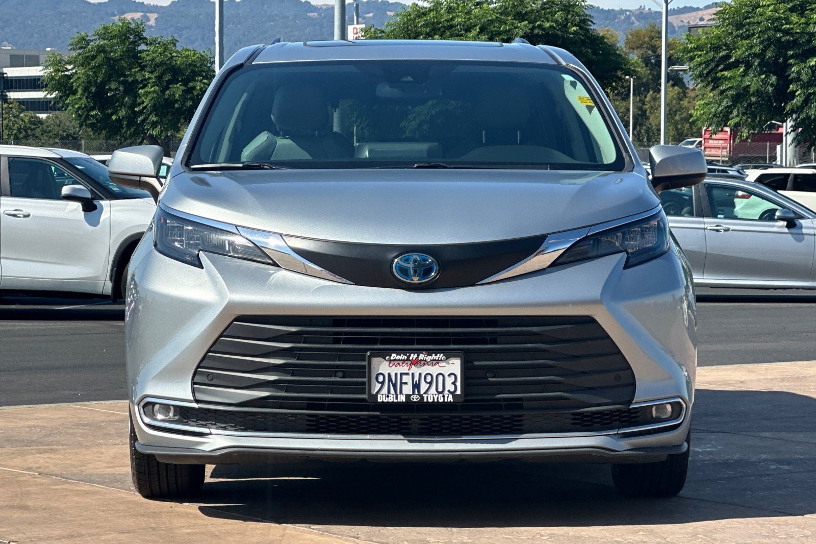 2024 Toyota Sienna XLE 8 Passenger