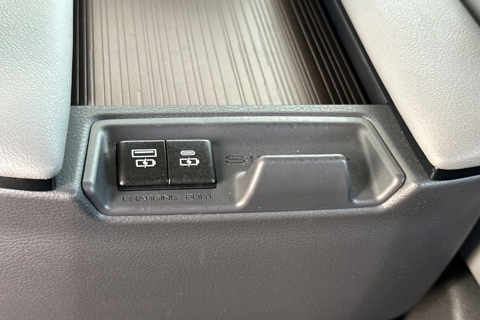 2024 Toyota Sienna XLE 8 Passenger