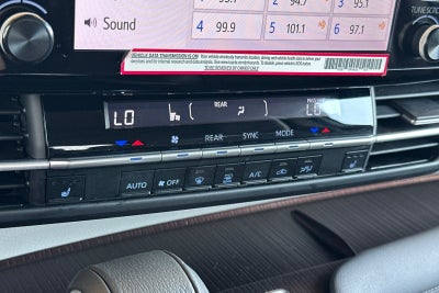 2024 Toyota Sienna XLE 8 Passenger