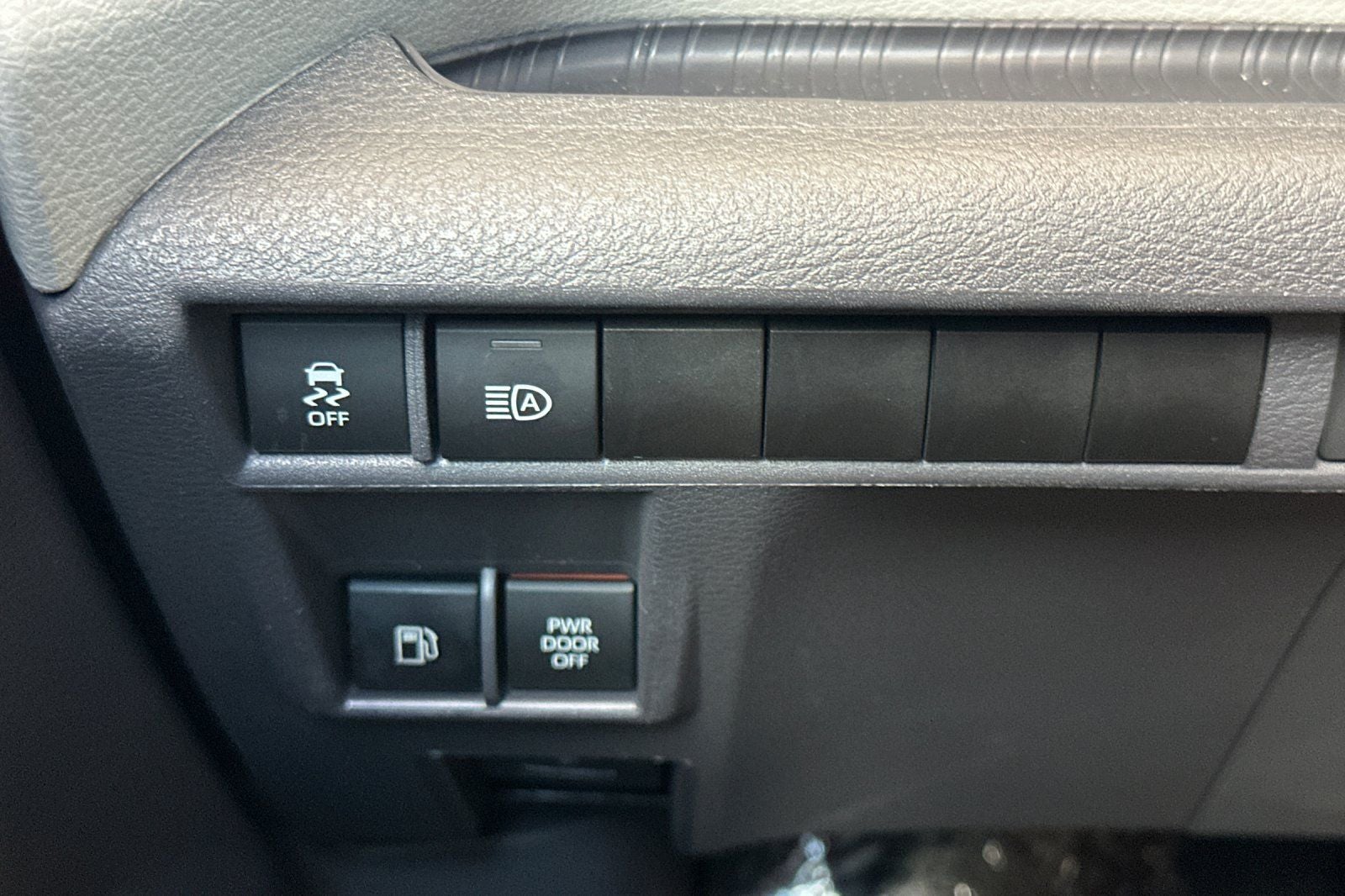 2024 Toyota Sienna XLE 8 Passenger