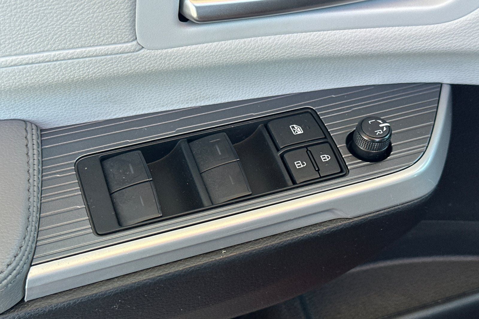 2025 Toyota Sienna XLE 7 Passenger