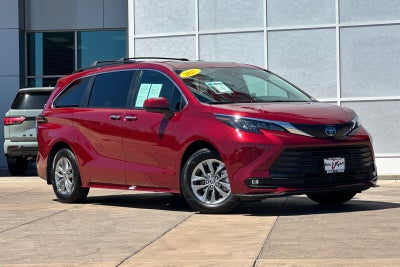 2025 Toyota Sienna XLE 7 Passenger