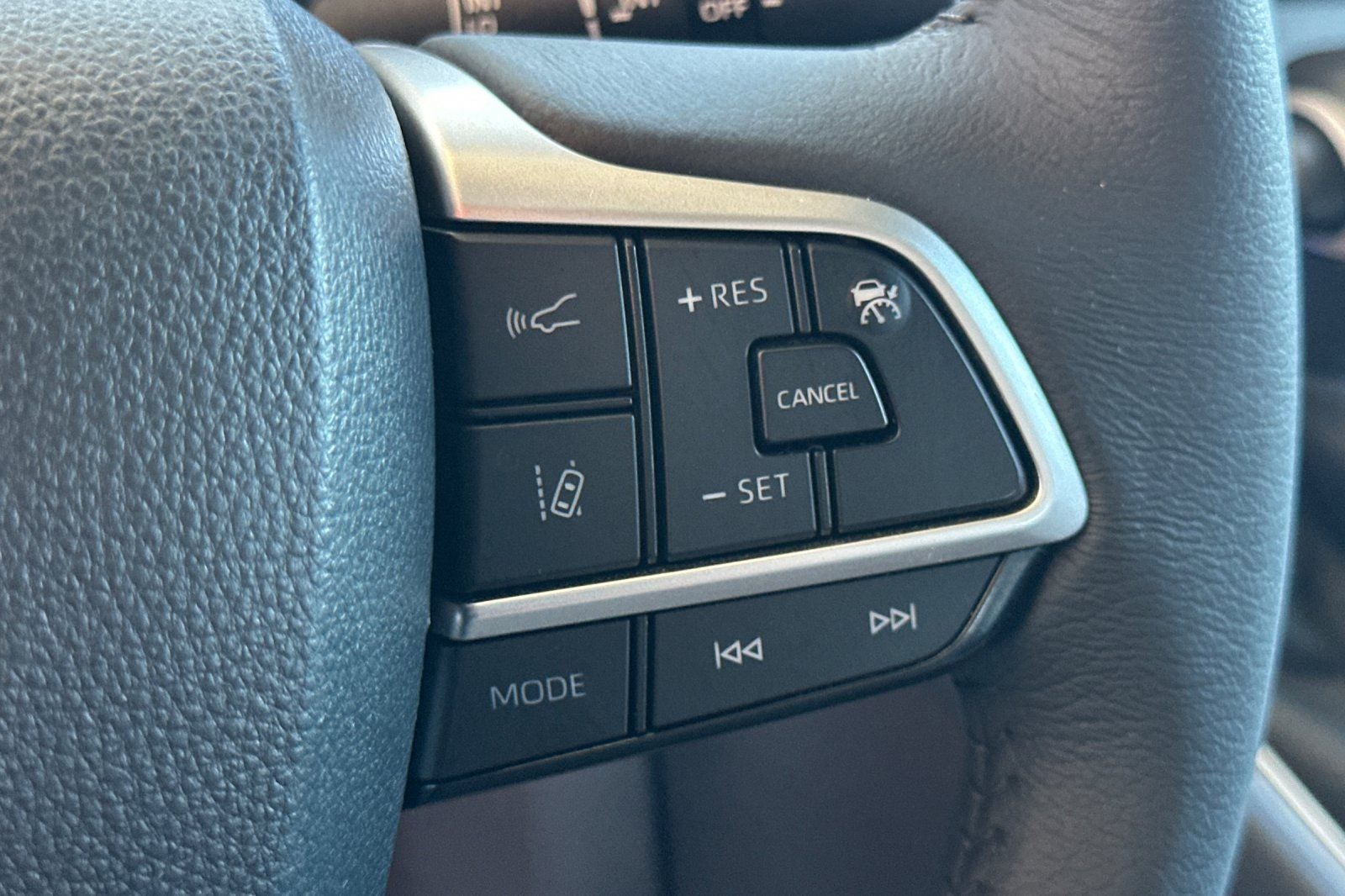 2025 Toyota Sienna XLE 7 Passenger