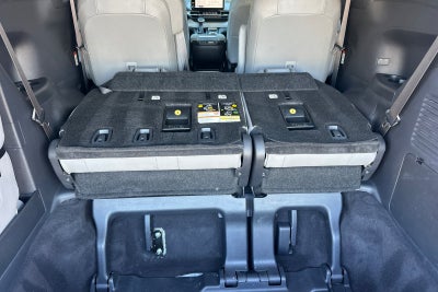 2025 Toyota Sienna XLE 8 Passenger