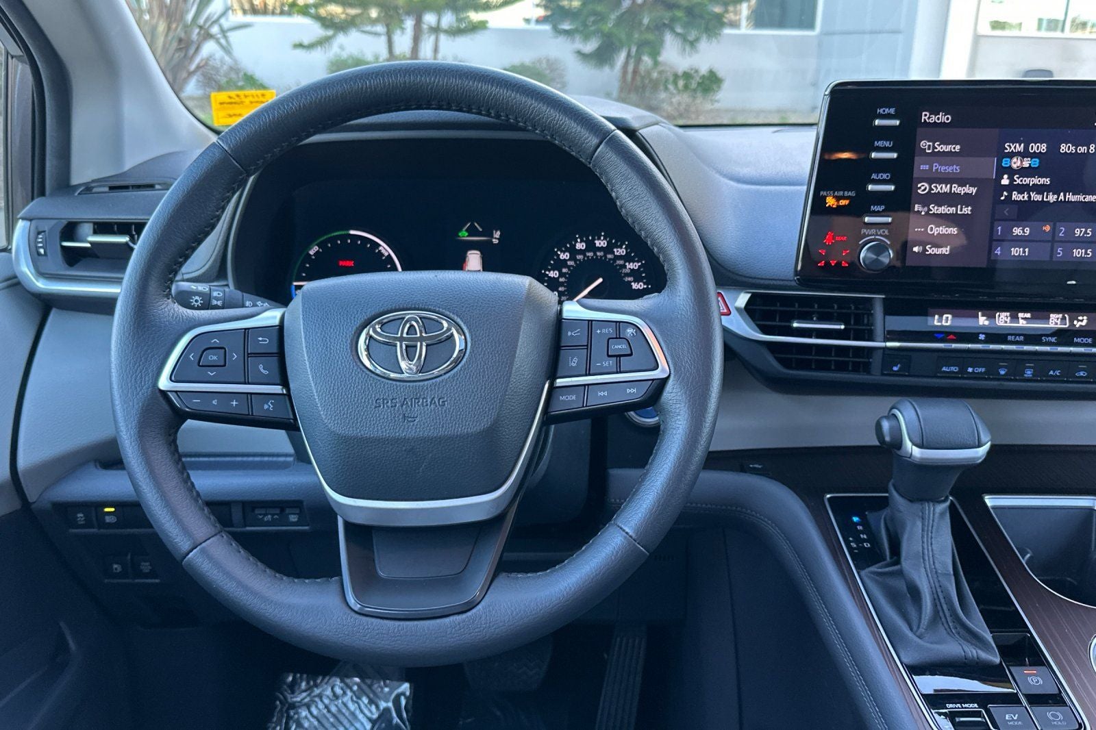 2024 Toyota Sienna XLE 7 Passenger