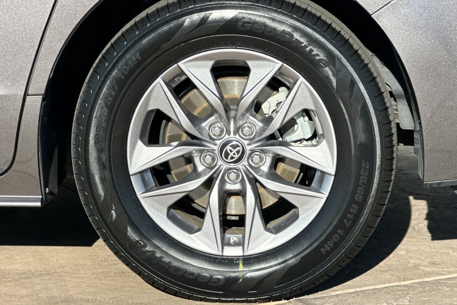 2024 Toyota Sienna XLE 7 Passenger