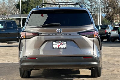 2024 Toyota Sienna XLE 7 Passenger