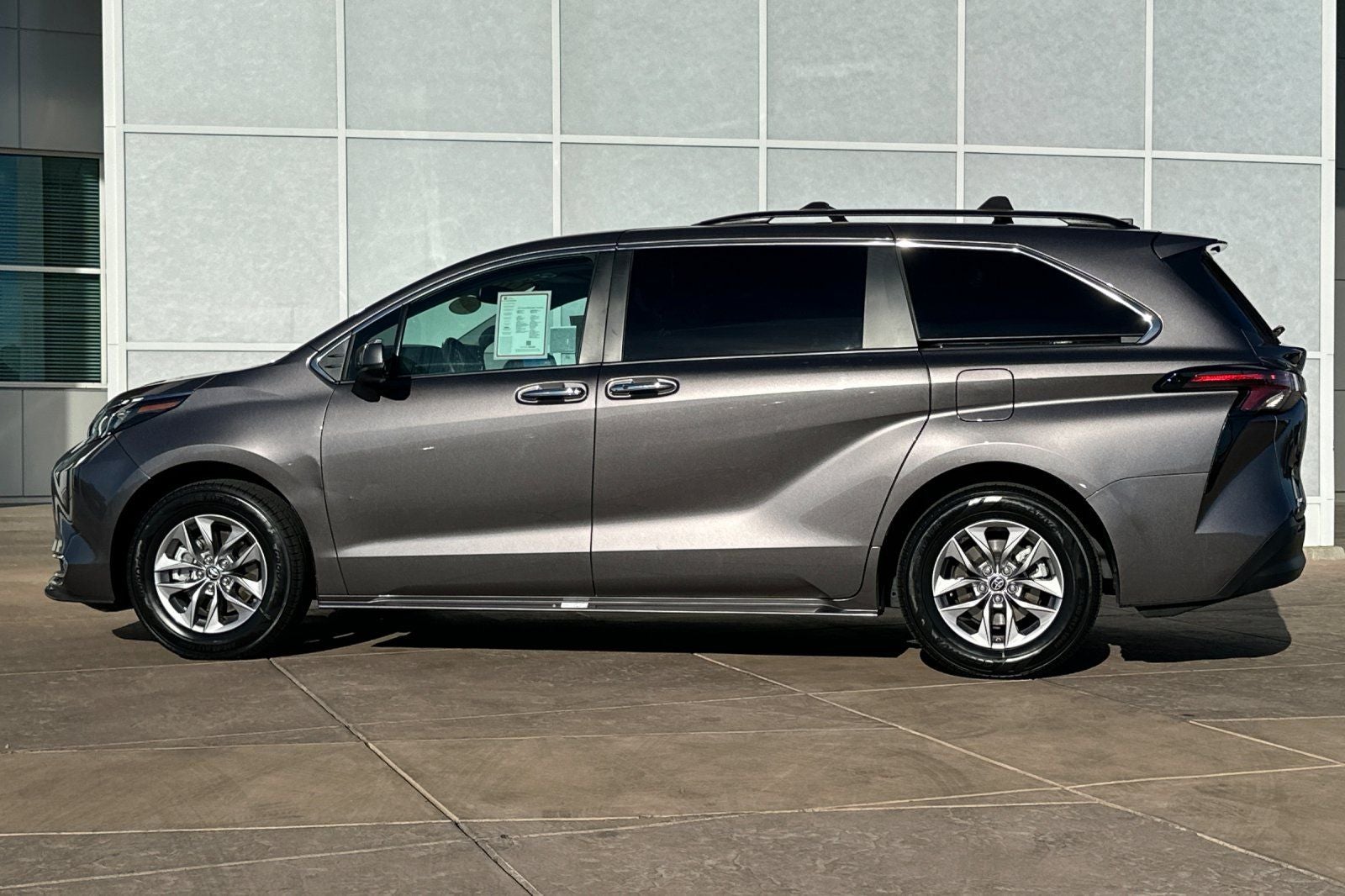 2024 Toyota Sienna XLE 7 Passenger