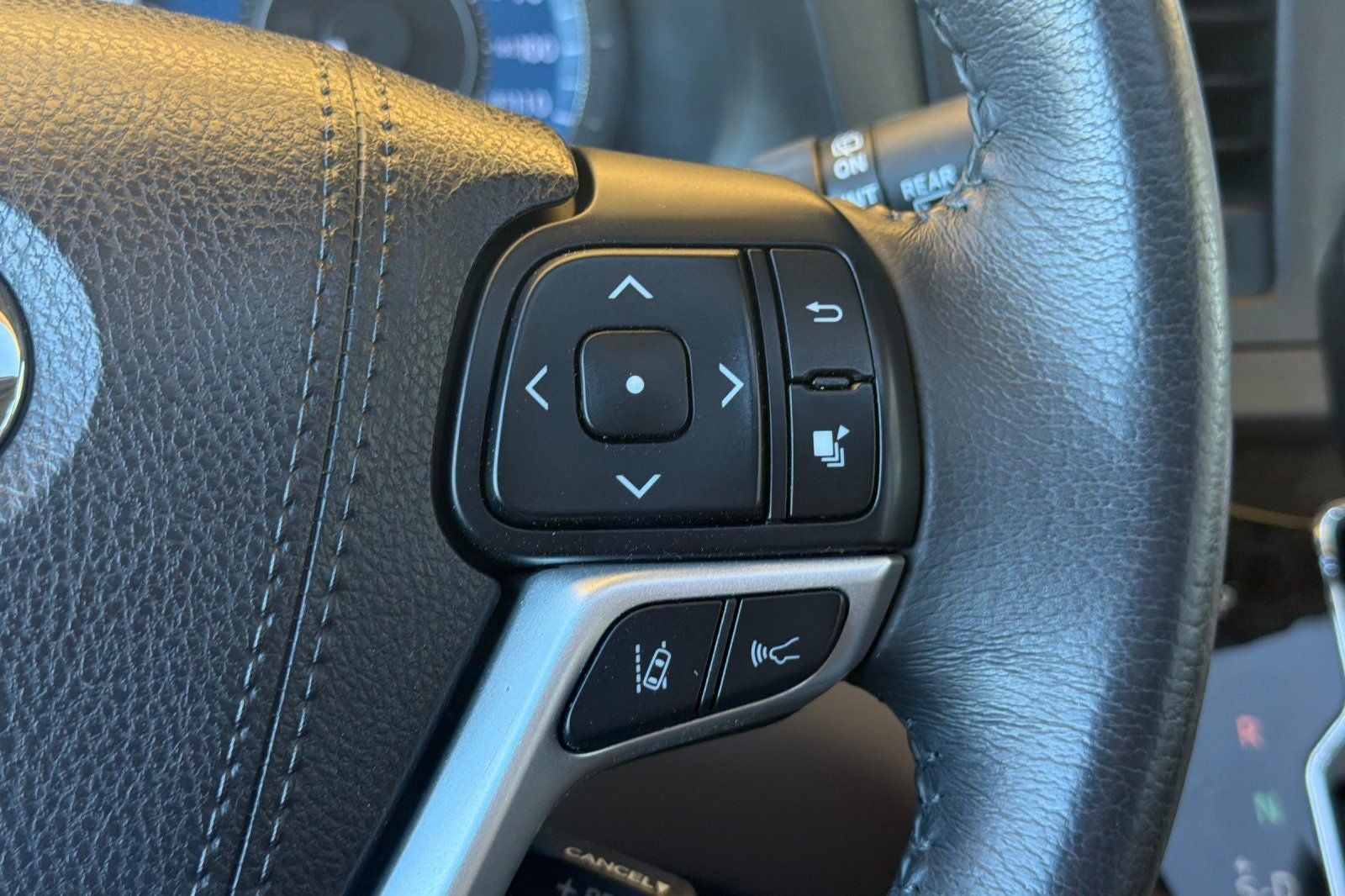2018 Toyota Sienna XLE 8 Passenger