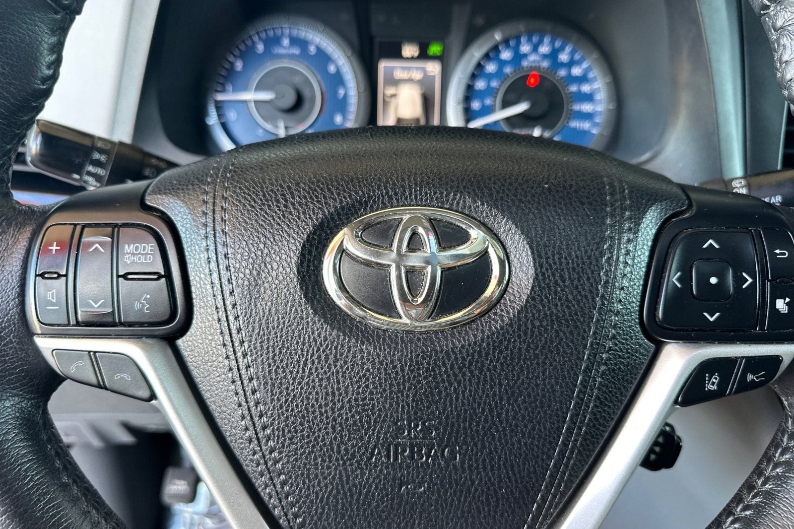 2018 Toyota Sienna XLE 8 Passenger
