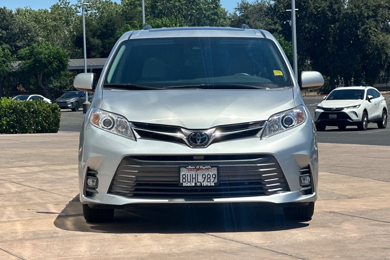 2020 Toyota Sienna XLE 8 Passenger