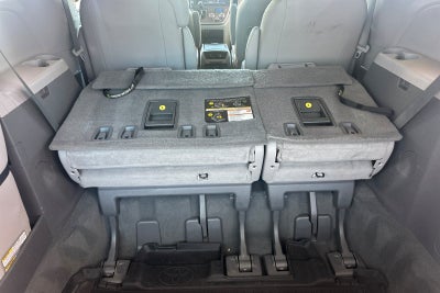 2020 Toyota Sienna XLE 8 Passenger