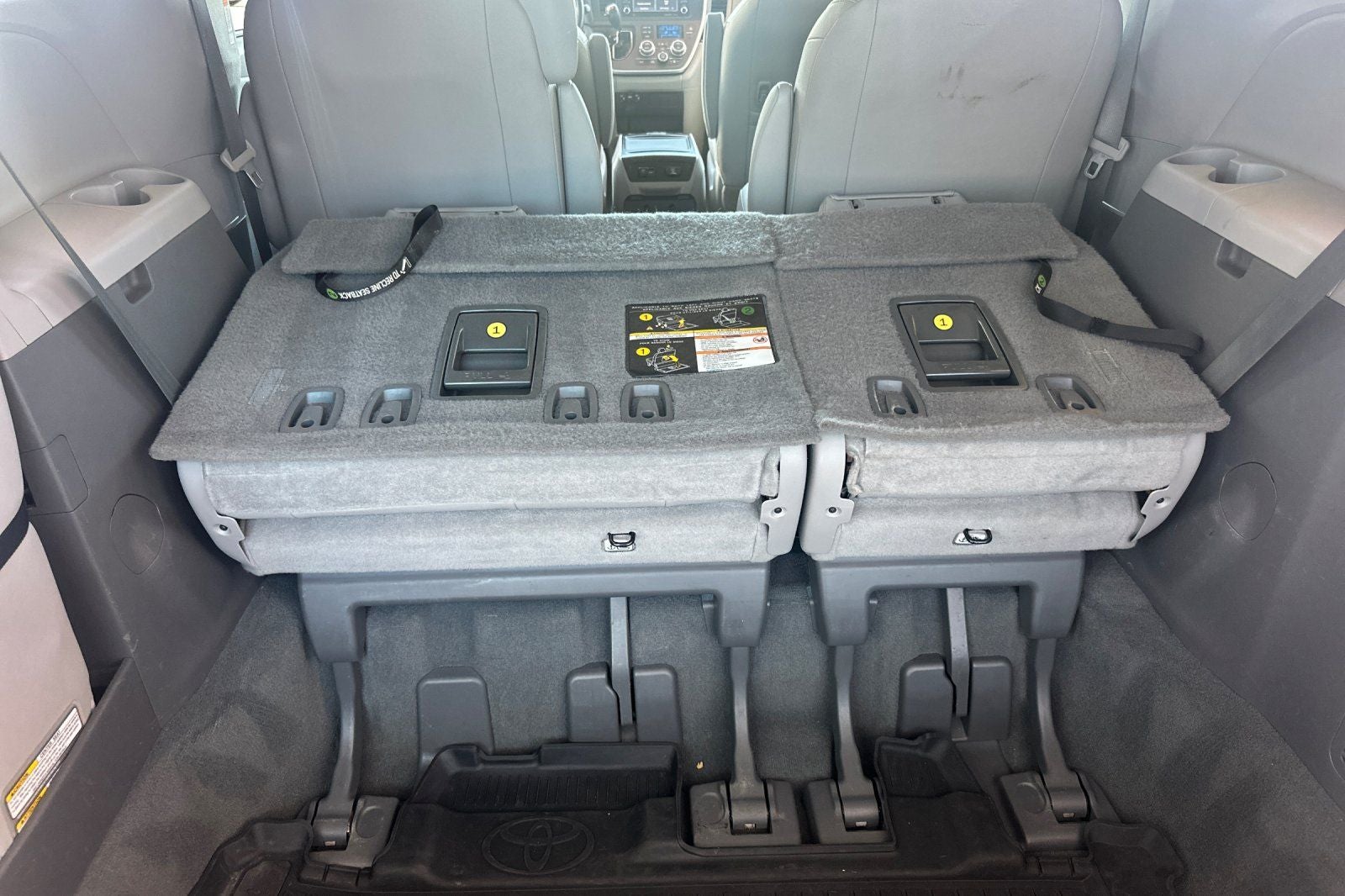 2020 Toyota Sienna XLE 8 Passenger