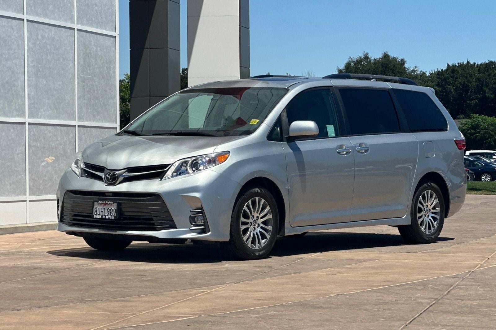 2020 Toyota Sienna XLE 8 Passenger