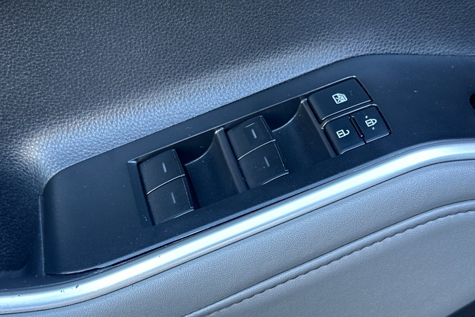 2021 Toyota Highlander Hybrid LE