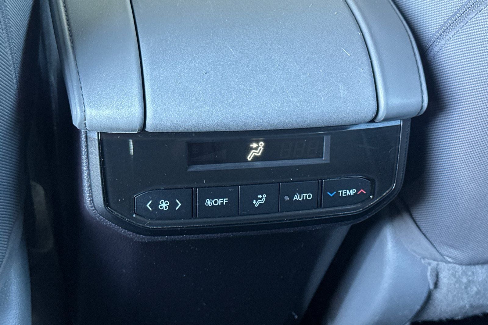 2021 Toyota Highlander Hybrid LE