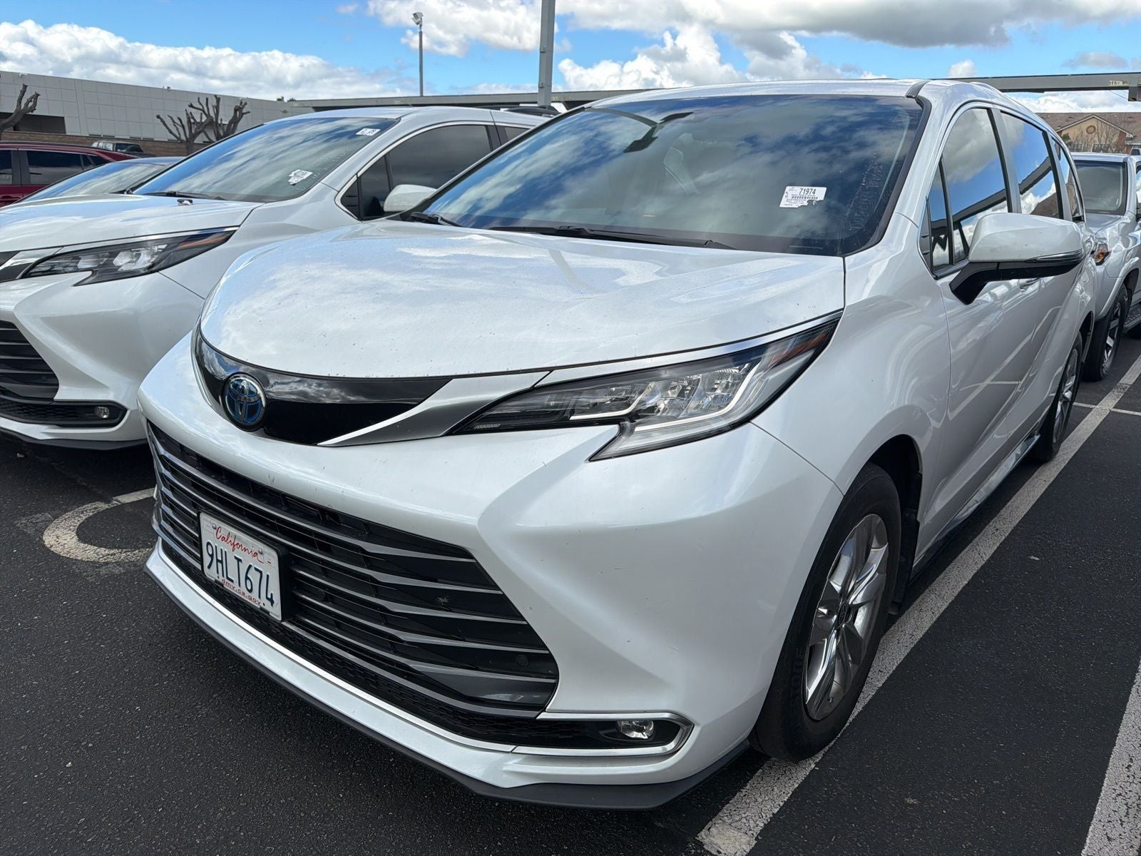 2023 Toyota Sienna Limited 7 Passenger
