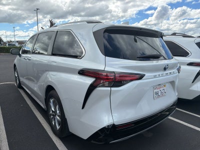2023 Toyota Sienna Limited 7 Passenger