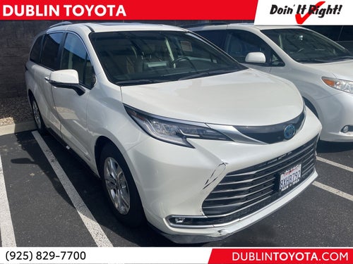 2021 Toyota Sienna Limited 7 Passenger