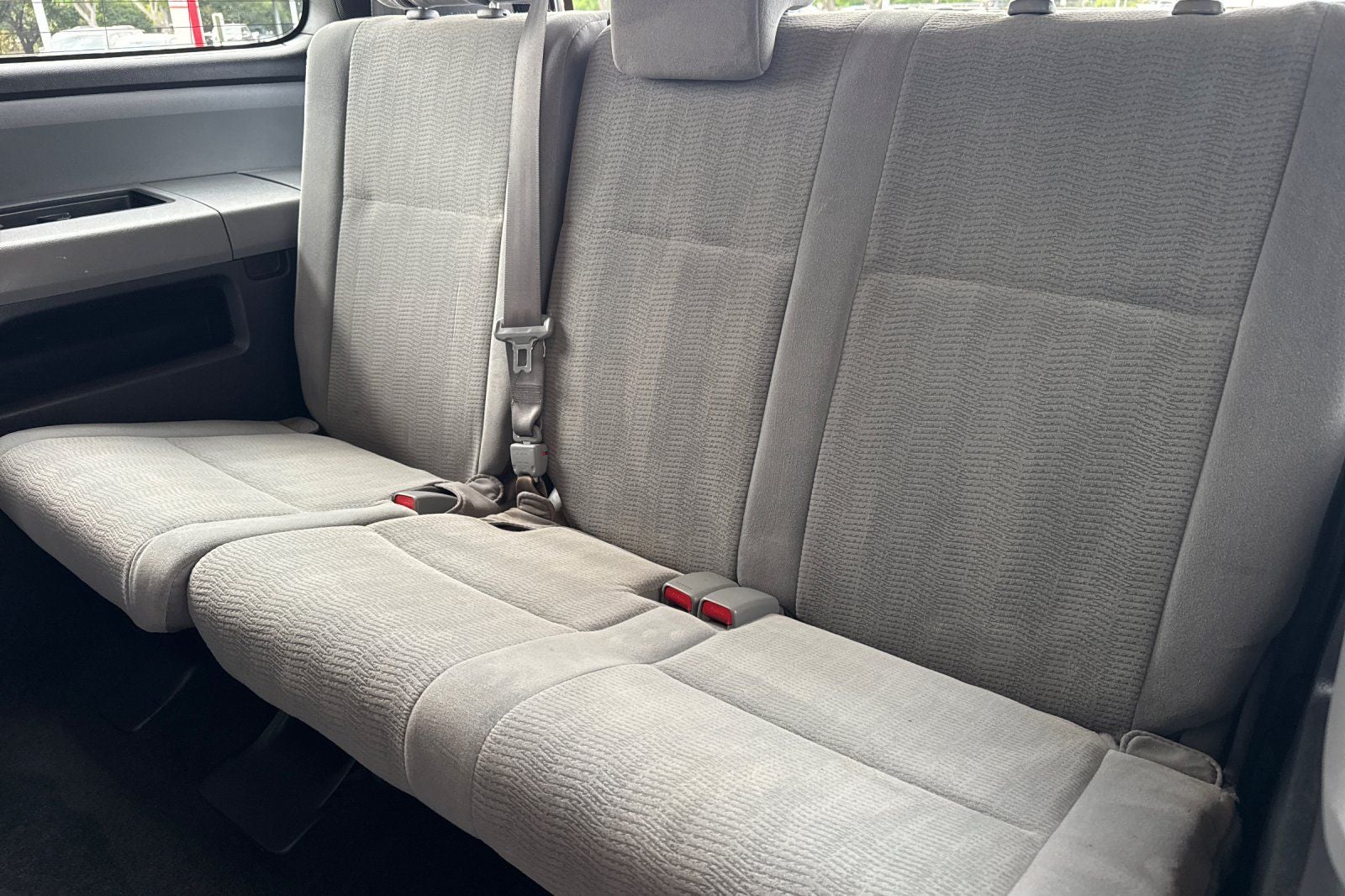 2018 Toyota Sequoia SR5 5.7L