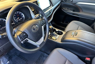 2018 Toyota Highlander LE