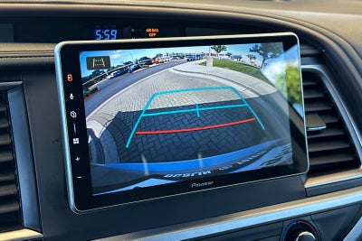 2018 Toyota Highlander LE