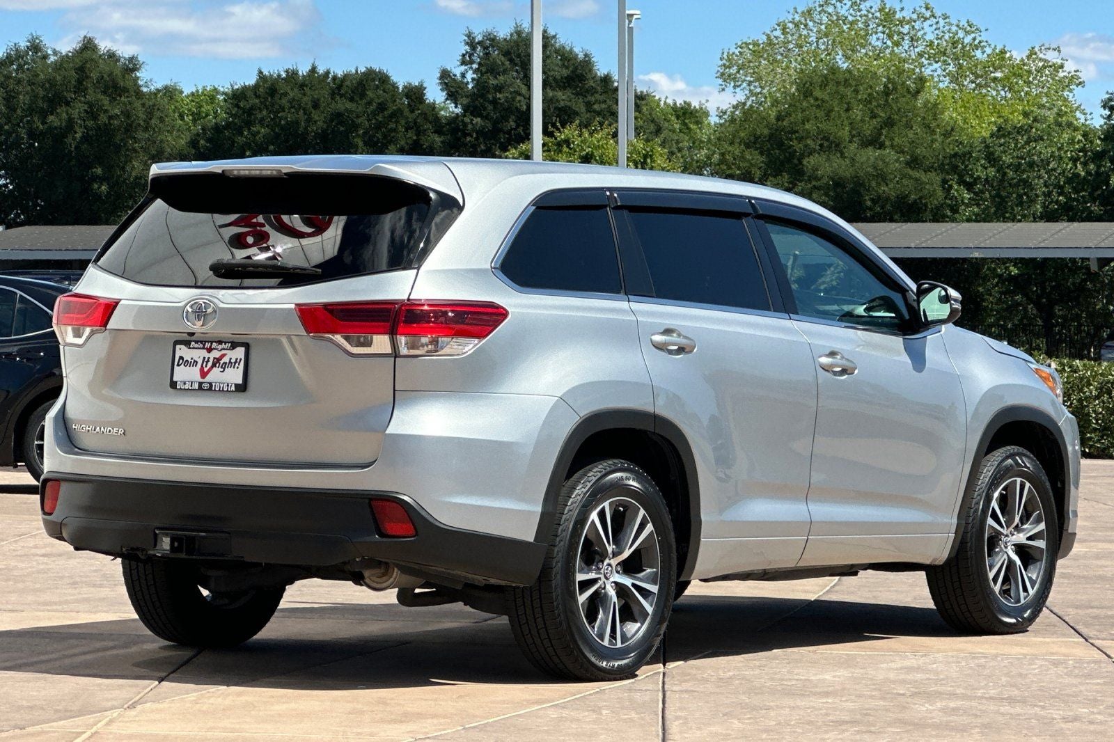 2018 Toyota Highlander LE