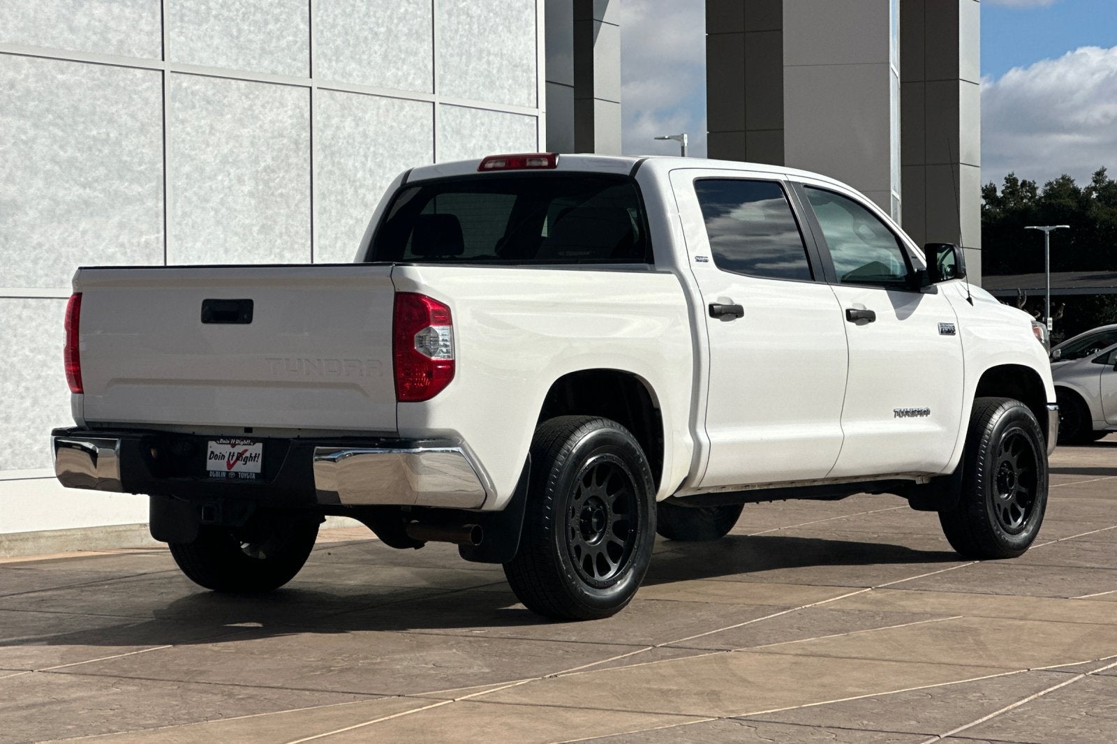 2014 Toyota Tundra SR5