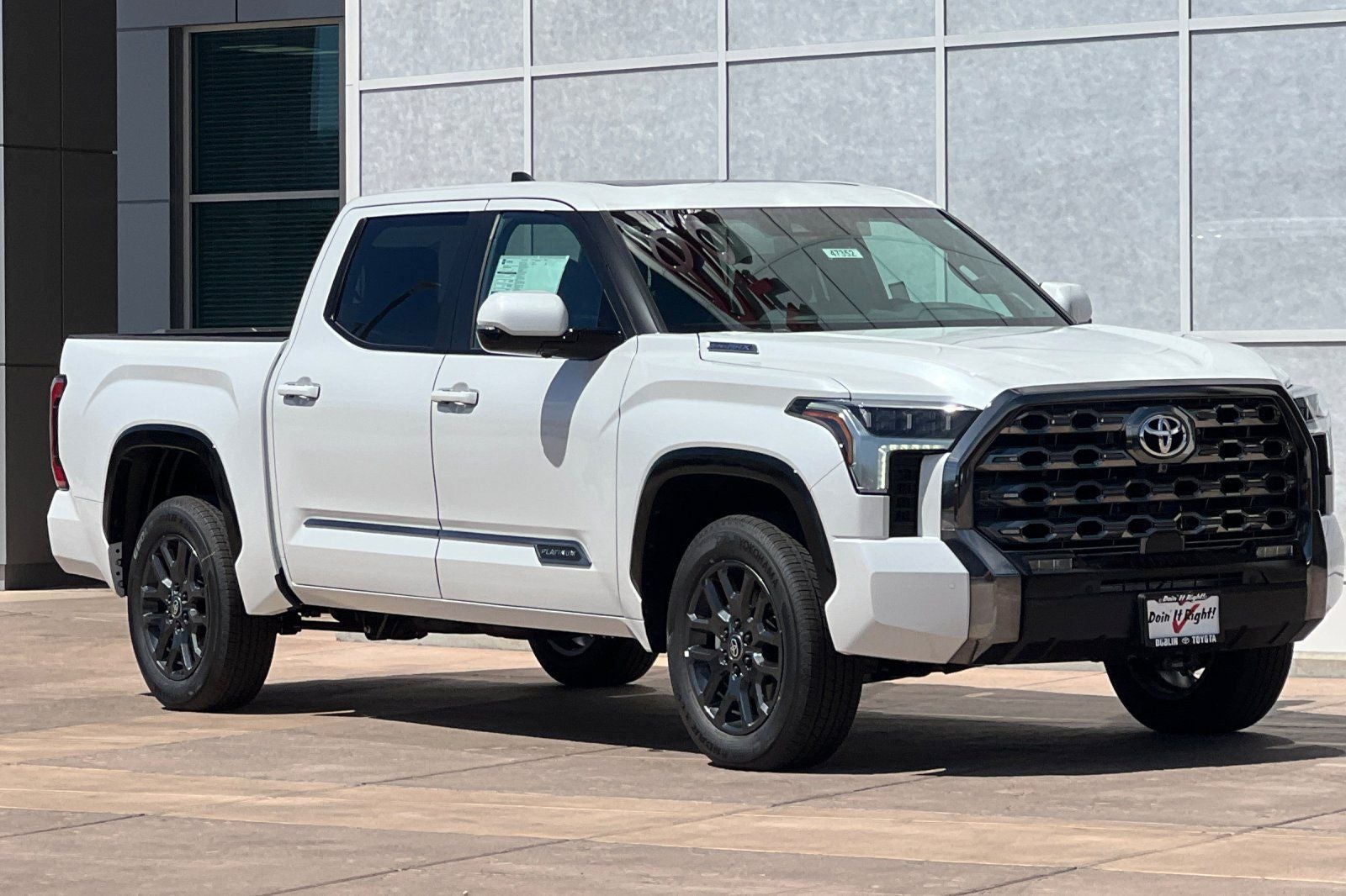 2025 Toyota Tundra Hybrid Platinum