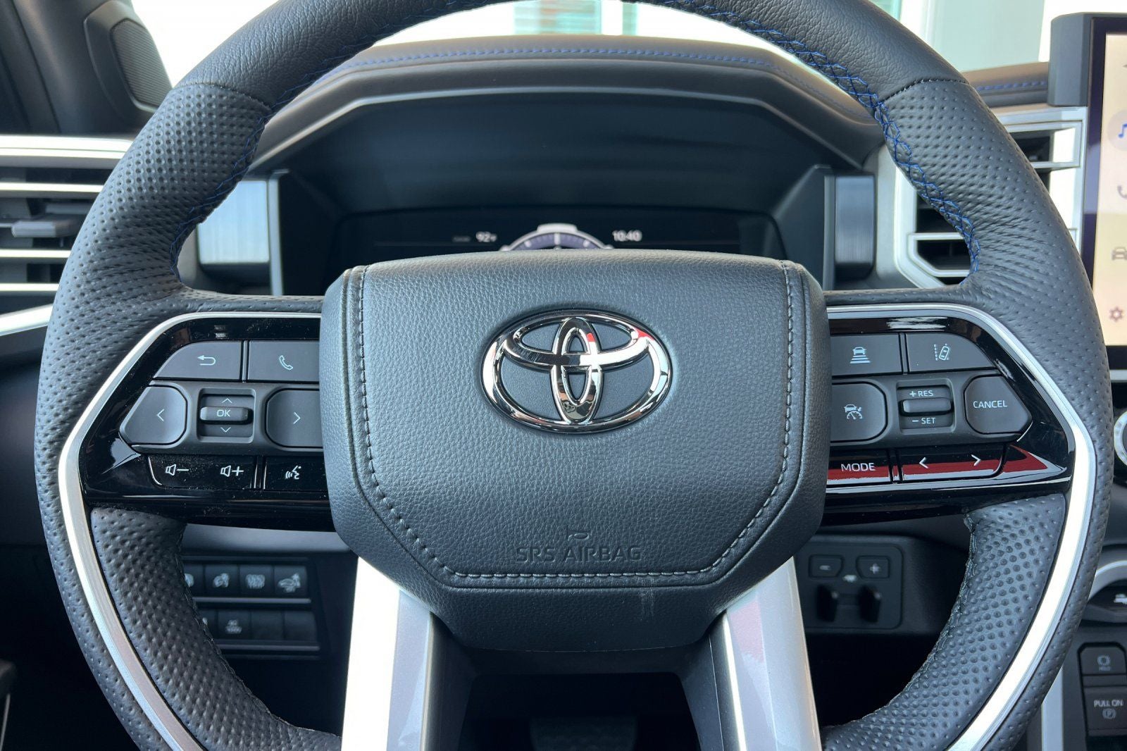 2025 Toyota Tundra Hybrid Platinum