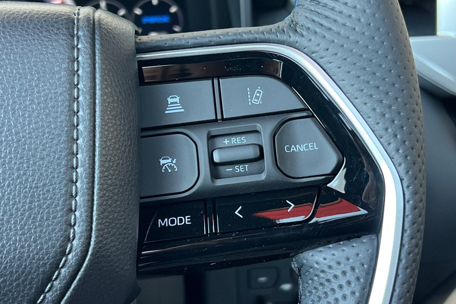 2025 Toyota Tundra Hybrid Platinum