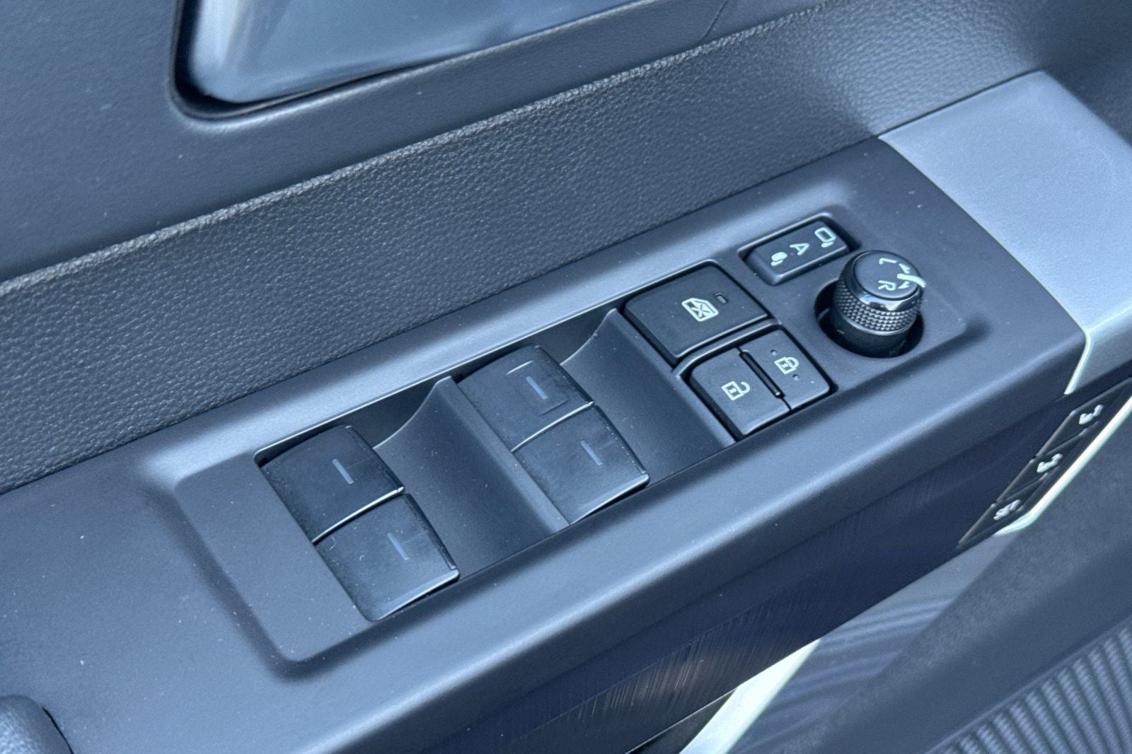 2024 Toyota Tundra Hybrid Platinum