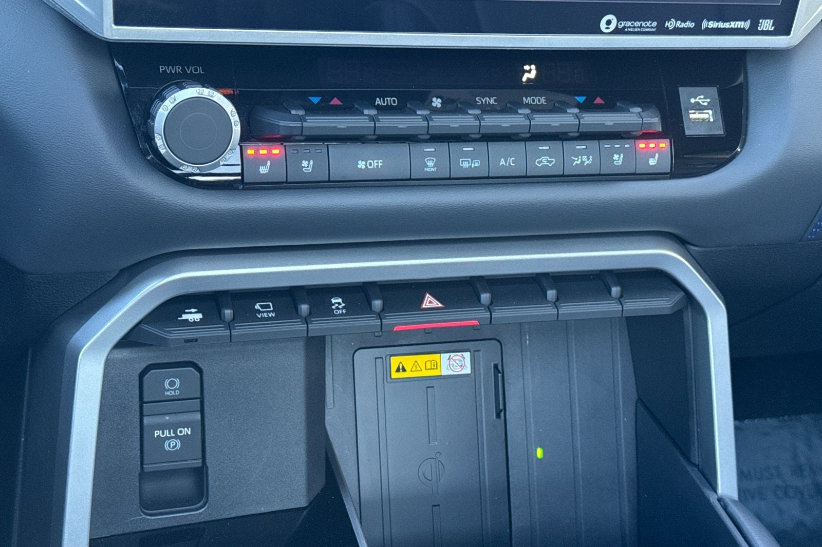 2024 Toyota Tundra Hybrid Platinum