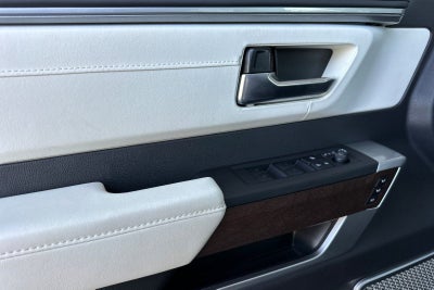 2024 Toyota Tundra Hybrid Capstone