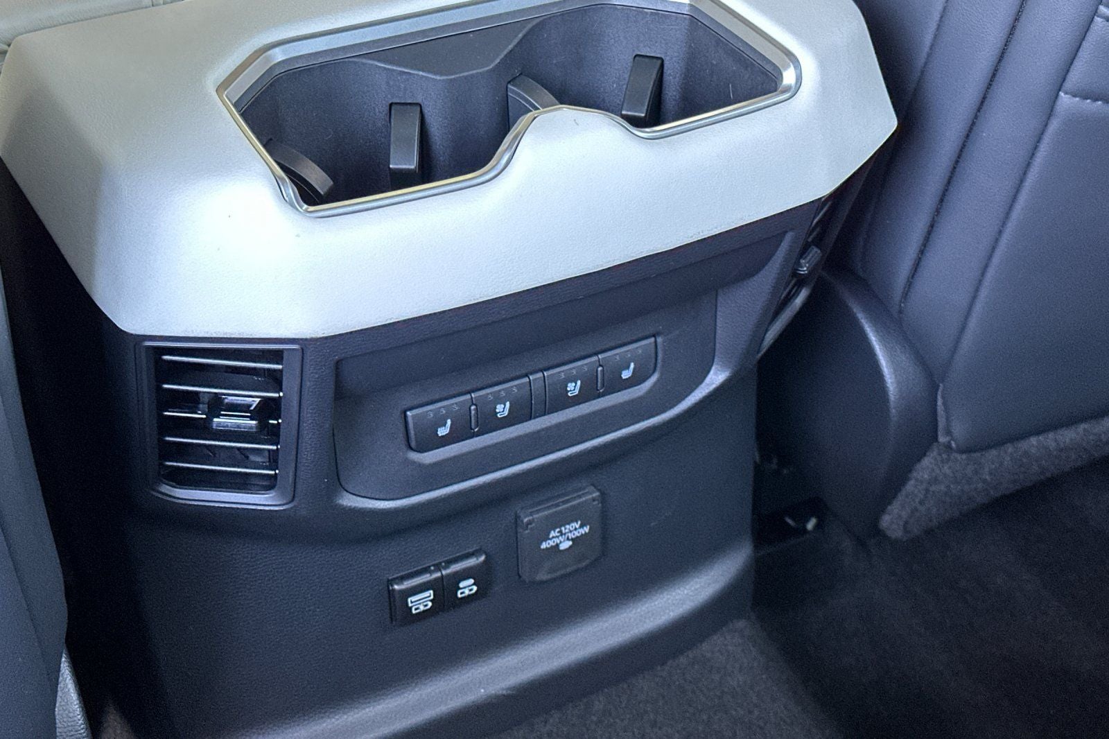 2024 Toyota Tundra Hybrid Capstone