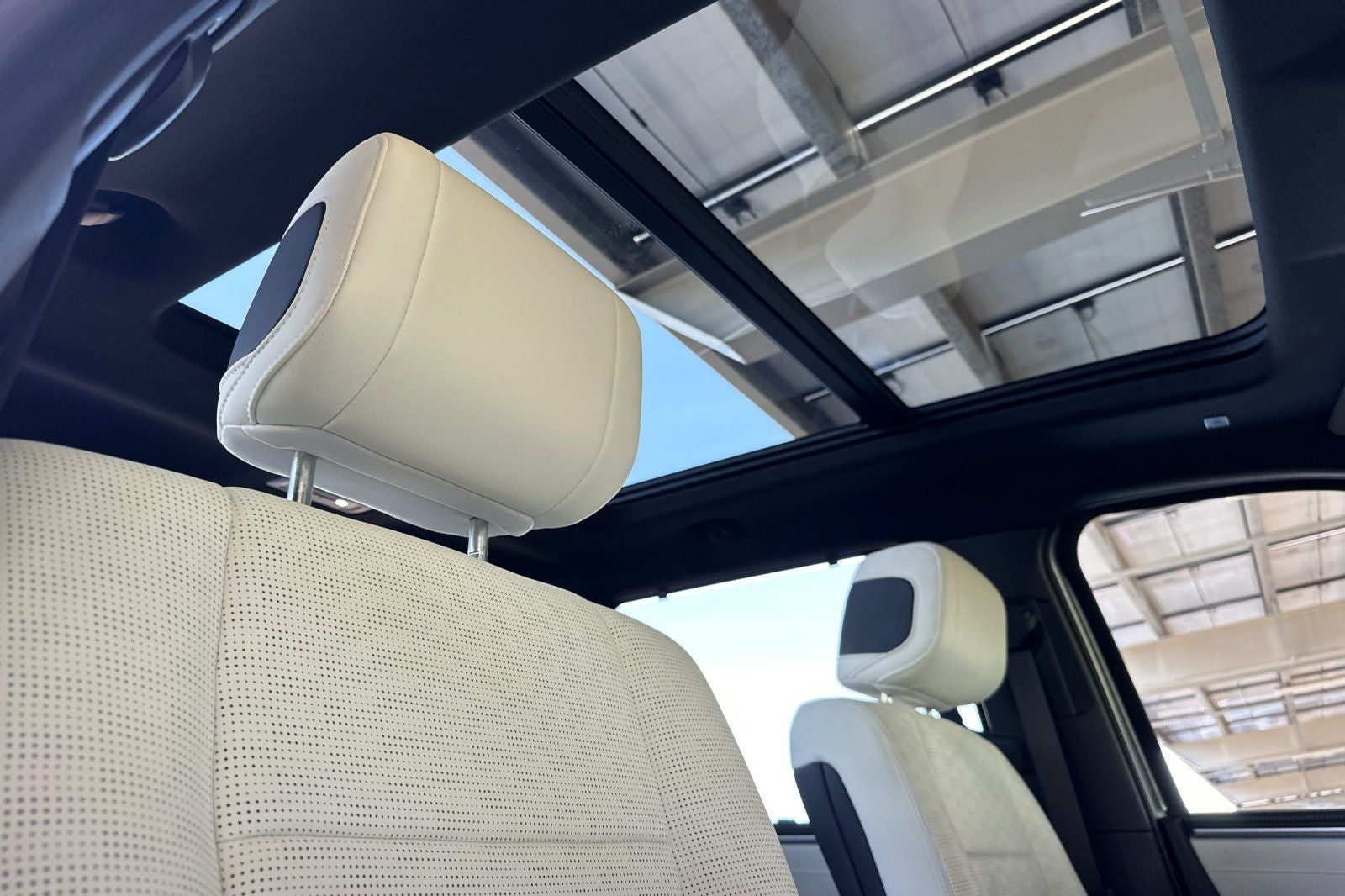 2024 Toyota Tundra Hybrid Capstone