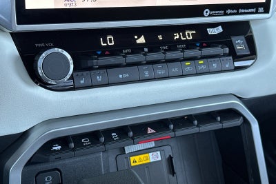 2024 Toyota Tundra Hybrid Capstone