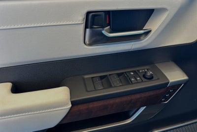 2024 Toyota Tundra Hybrid Capstone