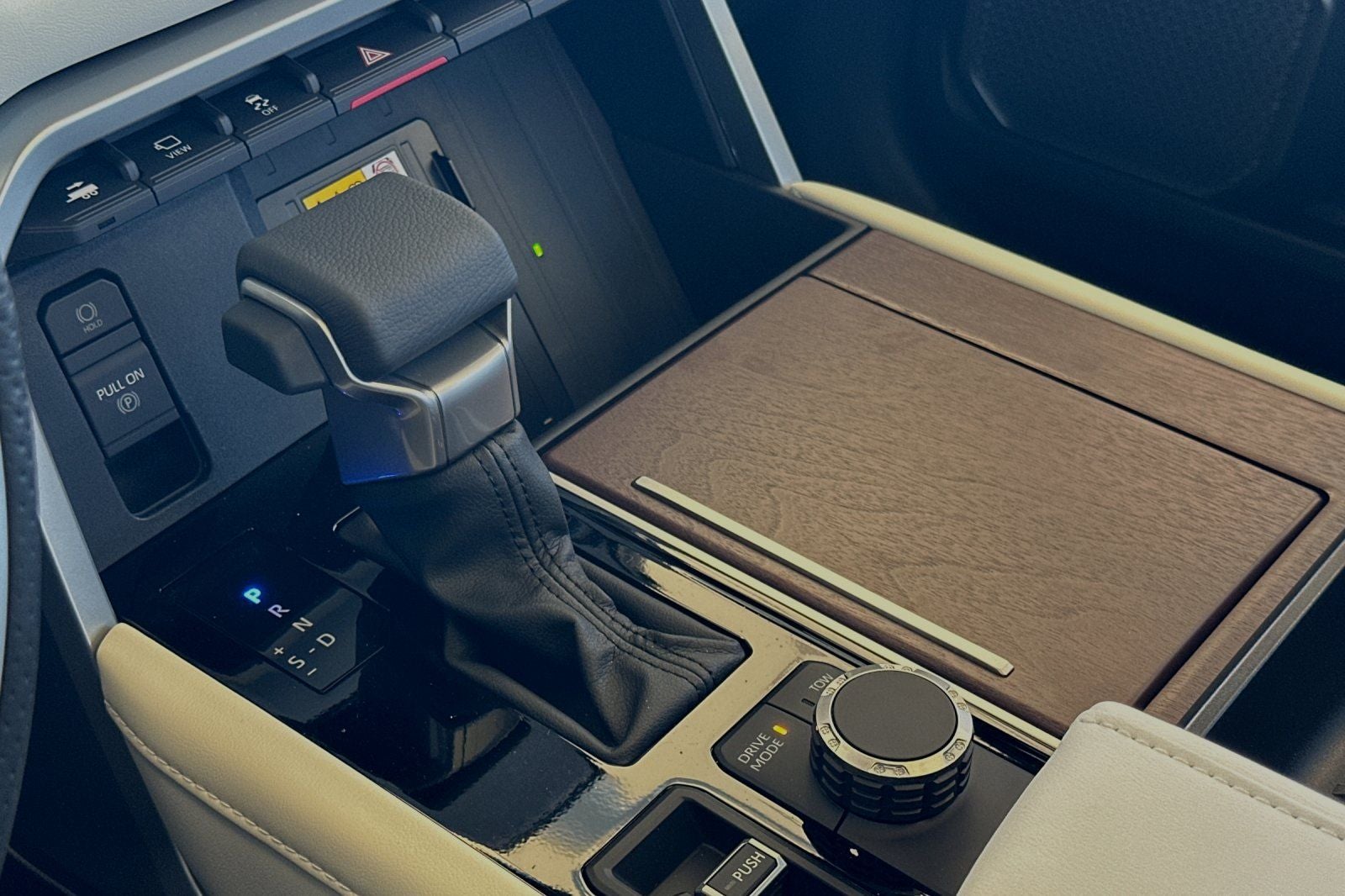 2024 Toyota Tundra Hybrid Capstone