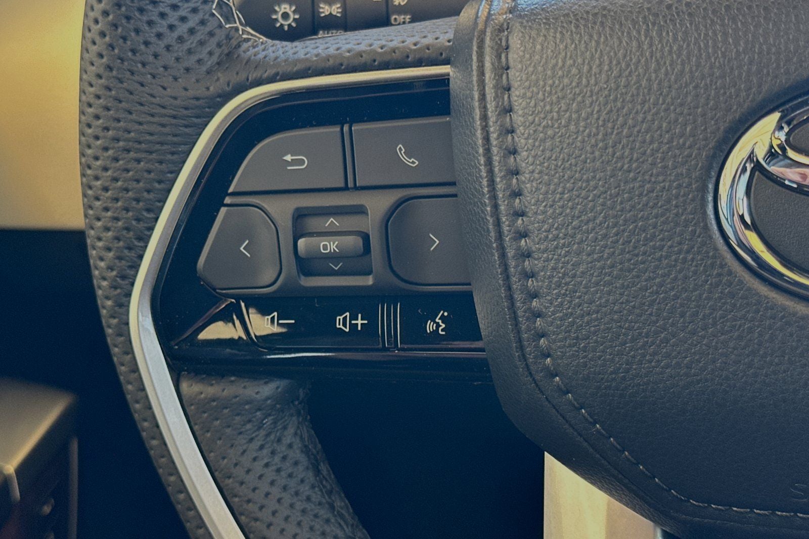 2024 Toyota Tundra Hybrid Capstone