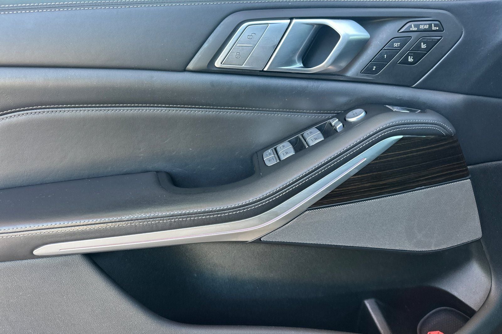 2021 BMW X7 M50i