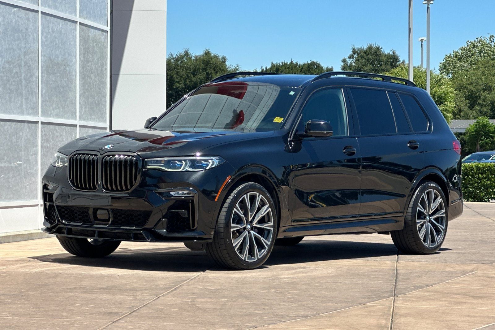 2021 BMW X7 M50i