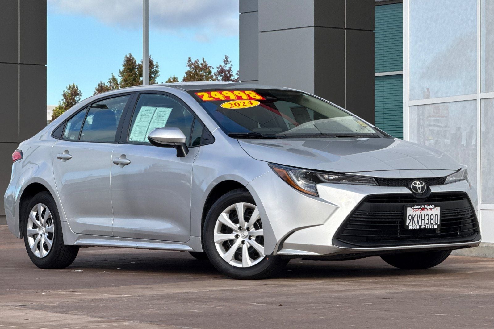 2024 Toyota Corolla LE