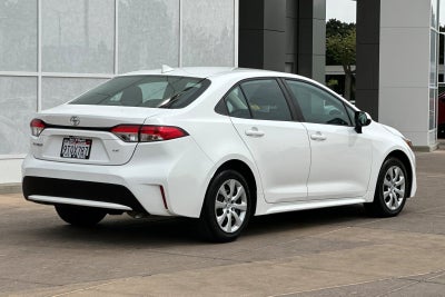 2022 Toyota Corolla LE