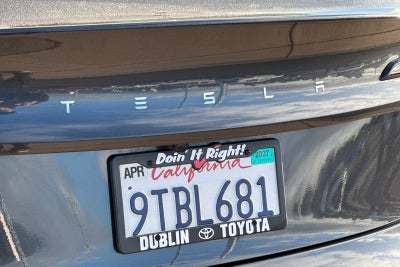 2025 Tesla Model 3 Long Range