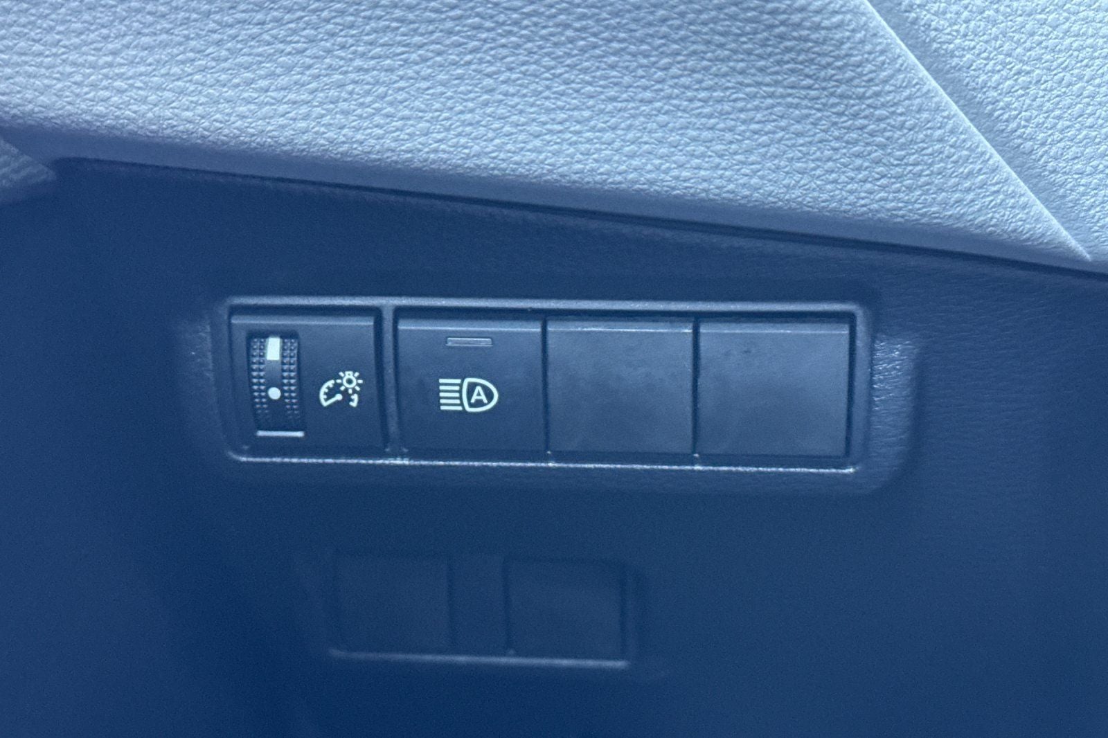 2025 Toyota Corolla Cross L