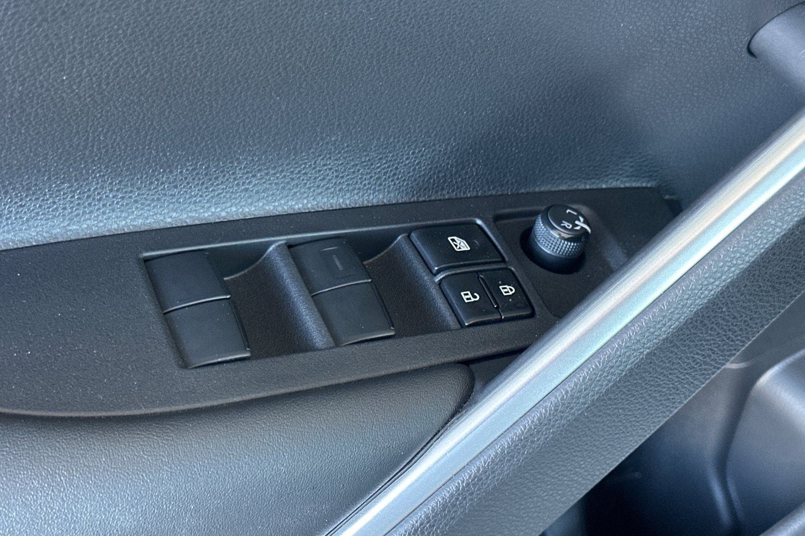 2024 Toyota Corolla Cross L